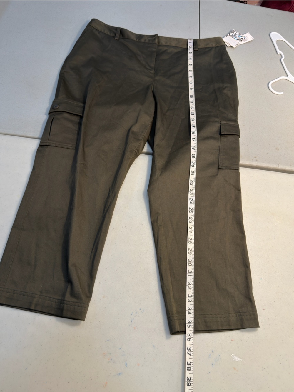 Dana Buchman Classic Cargo Crop Pants - Olive size 16 NWT - Picture 5 of 9